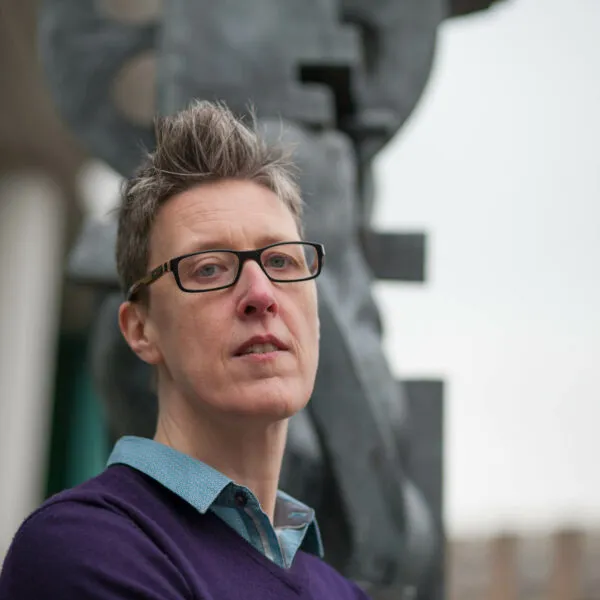 Portrait photo of Susan Rosser.