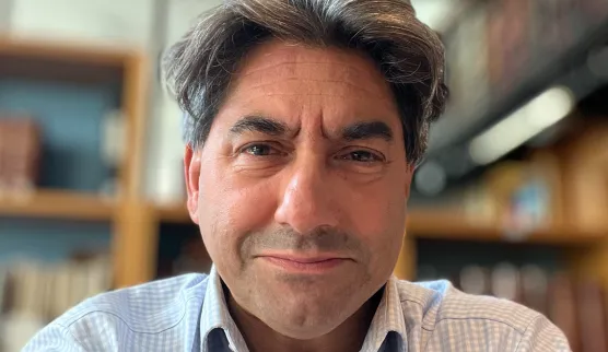 Portrait photo of Robin Choudhury.