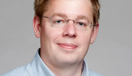 Portrait photo of Christopher Toepfer.